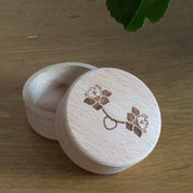 Wooden ring box - daffodil / daffodil