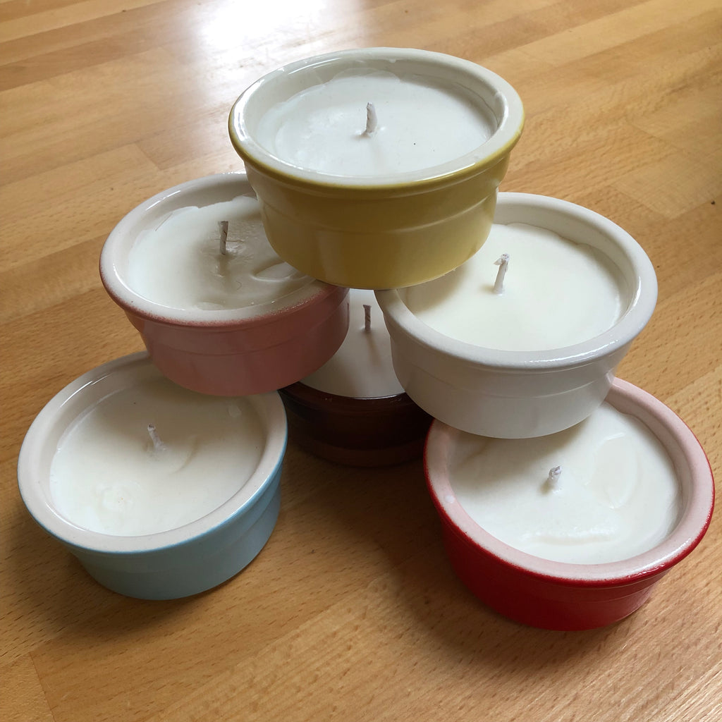 Handmade vegan candle - ceramic dish